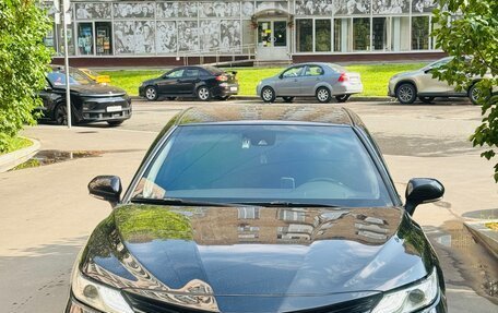 Toyota Camry, 2019 год, 2 700 000 рублей, 9 фотография