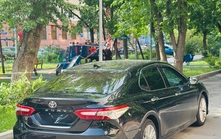 Toyota Camry, 2019 год, 2 700 000 рублей, 11 фотография
