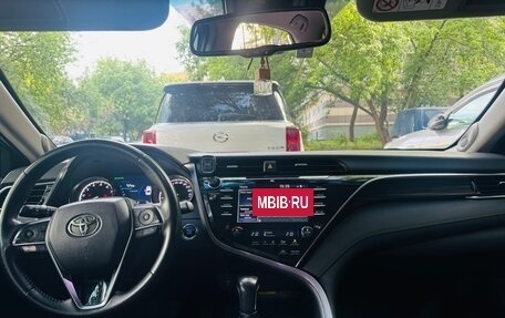 Toyota Camry, 2019 год, 2 700 000 рублей, 14 фотография