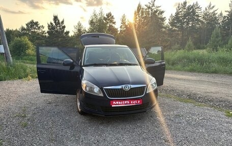 Skoda Fabia II, 2010 год, 680 000 рублей, 1 фотография