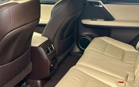 Lexus RX IV рестайлинг, 2016 год, 3 600 000 рублей, 9 фотография