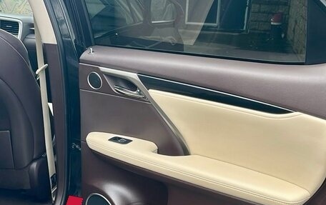 Lexus RX IV рестайлинг, 2016 год, 3 600 000 рублей, 12 фотография