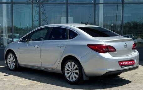 Opel Astra J, 2012 год, 949 000 рублей, 2 фотография