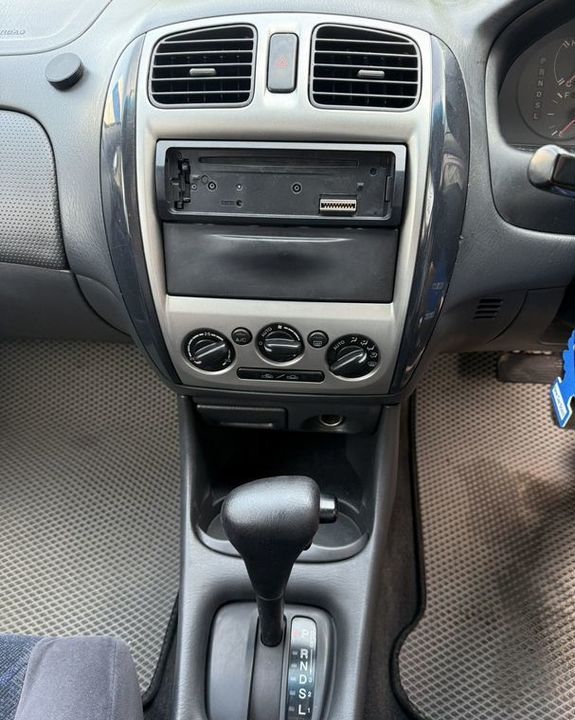 Mazda Familia S-Wagon, 1998 год, 170 000 рублей, 9 фотография
