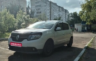 Renault Sandero II рестайлинг, 2014 год, 500 000 рублей, 1 фотография