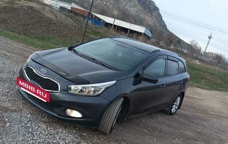 KIA cee'd III, 2014 год, 800 000 рублей, 2 фотография