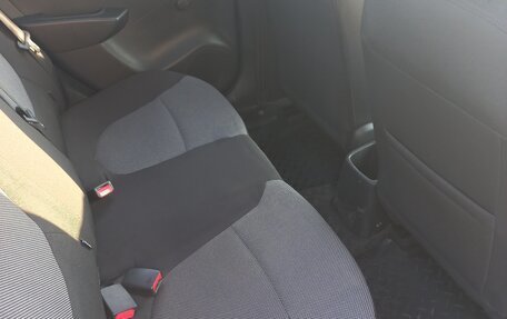 Hyundai Solaris II рестайлинг, 2011 год, 1 100 000 рублей, 9 фотография