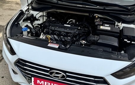 Hyundai Solaris II рестайлинг, 2019 год, 1 560 000 рублей, 16 фотография