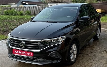 Volkswagen Polo VI (EU Market), 2020 год, 1 780 000 рублей, 2 фотография