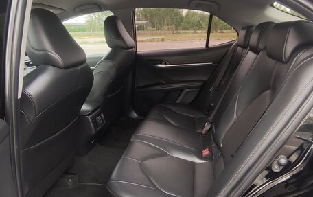 Toyota Camry, 2018 год, 2 375 000 рублей, 13 фотография