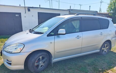 Toyota Ipsum II, 2004 год, 950 000 рублей, 5 фотография