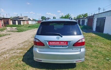 Toyota Ipsum II, 2004 год, 950 000 рублей, 3 фотография