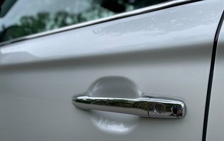 Mitsubishi Outlander III рестайлинг 3, 2015 год, 1 990 000 рублей, 14 фотография