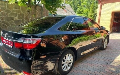 Toyota Camry, 2018 год, 2 650 000 рублей, 6 фотография