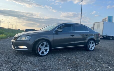 Volkswagen Passat B7, 2012 год, 970 000 рублей, 1 фотография