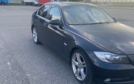 BMW 3 серия, 2006 год, 1 100 000 рублей, 10 фотография