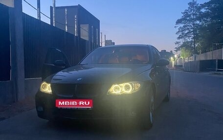 BMW 3 серия, 2006 год, 1 100 000 рублей, 13 фотография