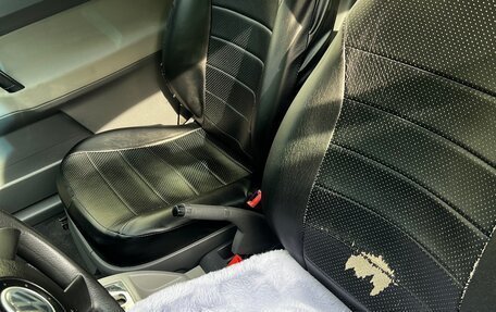 Volkswagen Polo IV рестайлинг, 2002 год, 289 000 рублей, 19 фотография