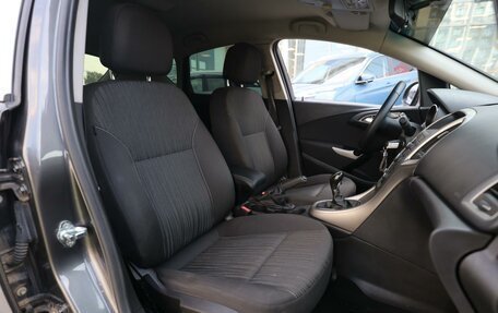 Opel Astra J, 2011 год, 700 000 рублей, 8 фотография
