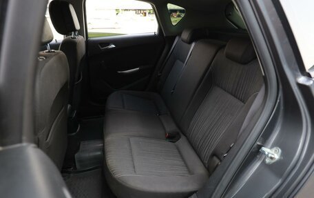 Opel Astra J, 2011 год, 700 000 рублей, 9 фотография
