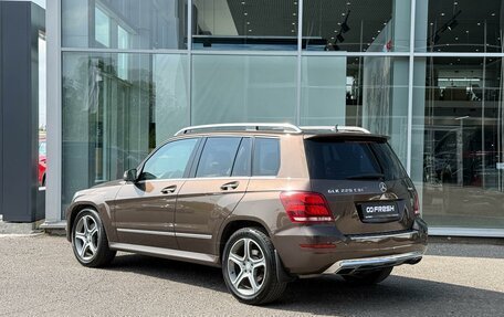Mercedes-Benz GLK-Класс, 2013 год, 2 000 000 рублей, 2 фотография
