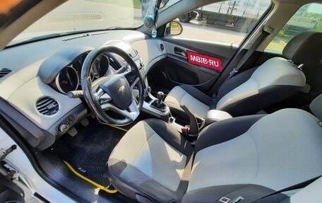 Chevrolet Cruze II, 2013 год, 830 000 рублей, 24 фотография