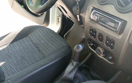 Renault Logan I, 2011 год, 310 000 рублей, 2 фотография