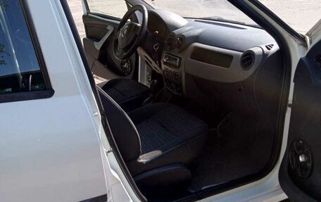 Renault Logan I, 2011 год, 310 000 рублей, 9 фотография