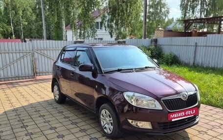 Skoda Fabia II, 2010 год, 570 000 рублей, 3 фотография