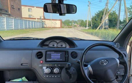 Toyota Sienta I, 2012 год, 990 000 рублей, 5 фотография