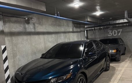 Toyota Camry, 2020 год, 3 200 000 рублей, 13 фотография