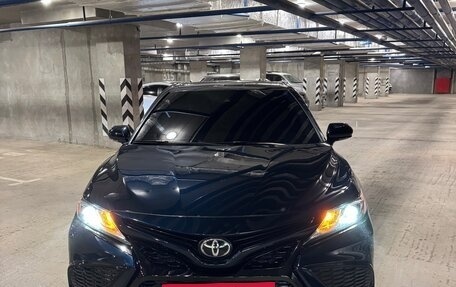 Toyota Camry, 2020 год, 3 200 000 рублей, 14 фотография