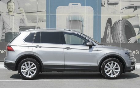 Volkswagen Tiguan II, 2017 год, 2 599 000 рублей, 5 фотография