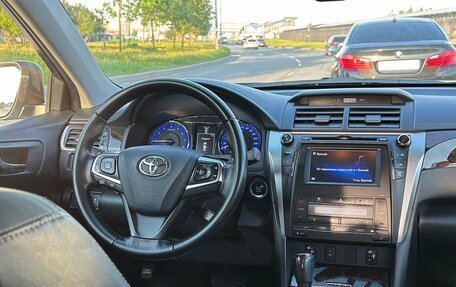 Toyota Camry, 2016 год, 2 230 000 рублей, 15 фотография