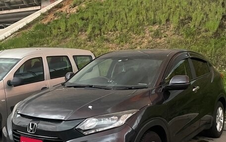 Honda Vezel, 2017 год, 1 790 000 рублей, 1 фотография