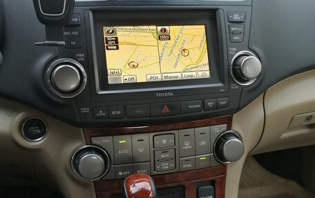 Toyota Highlander III, 2011 год, 2 200 000 рублей, 8 фотография