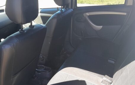 Renault Duster I рестайлинг, 2014 год, 970 000 рублей, 3 фотография