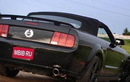 Ford Mustang VI рестайлинг, 2007 год, 3 500 000 рублей, 2 фотография