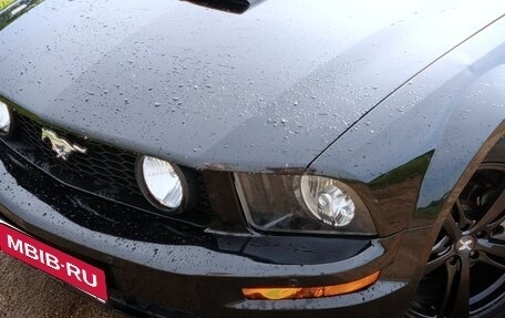Ford Mustang VI рестайлинг, 2007 год, 3 500 000 рублей, 3 фотография