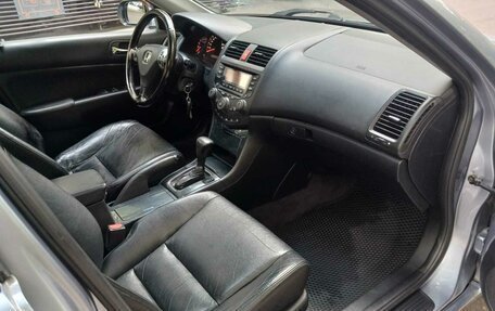 Honda Accord VII рестайлинг, 2004 год, 790 000 рублей, 33 фотография