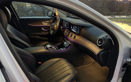 Mercedes-Benz E-Класс, 2019 год, 4 180 000 рублей, 20 фотография