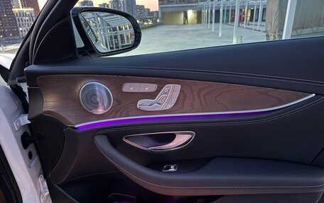 Mercedes-Benz E-Класс, 2019 год, 4 180 000 рублей, 15 фотография