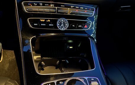 Mercedes-Benz E-Класс, 2019 год, 4 180 000 рублей, 13 фотография
