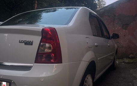 Renault Logan I, 2014 год, 550 000 рублей, 2 фотография