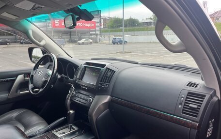 Toyota Land Cruiser 200, 2008 год, 2 880 000 рублей, 9 фотография