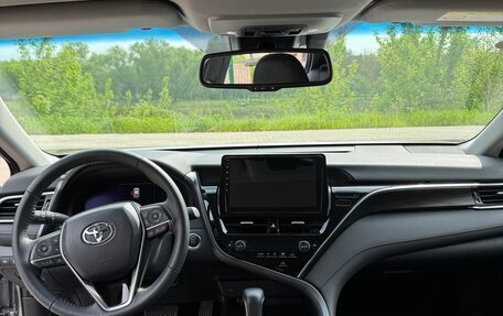 Toyota Camry, 2022 год, 3 900 000 рублей, 9 фотография