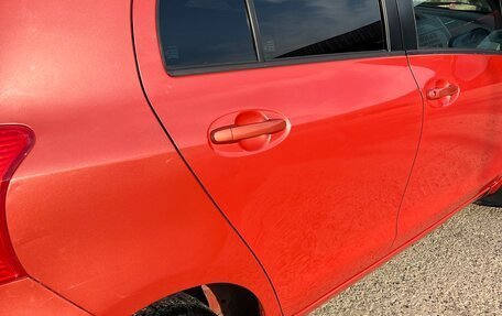 Toyota Yaris III рестайлинг, 2007 год, 690 000 рублей, 12 фотография