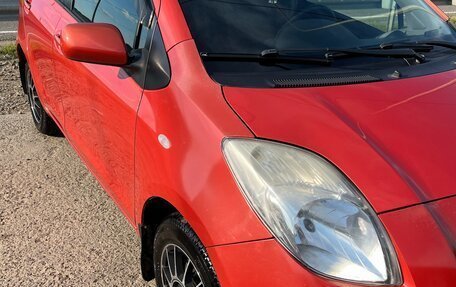 Toyota Yaris III рестайлинг, 2007 год, 690 000 рублей, 11 фотография