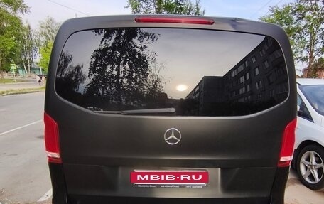 Mercedes-Benz Vito, 2019 год, 5 000 000 рублей, 2 фотография