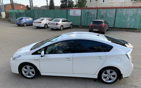Toyota Prius, 2010 год, 1 350 000 рублей, 3 фотография